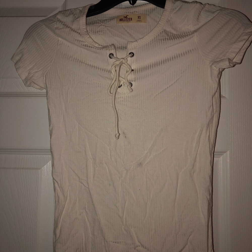 Hollister size XS short sleeve shirt